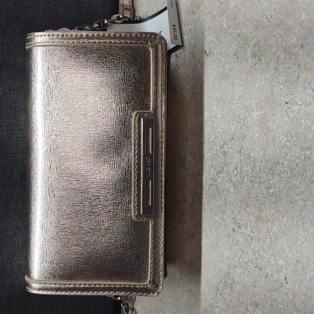 Cross body clutch